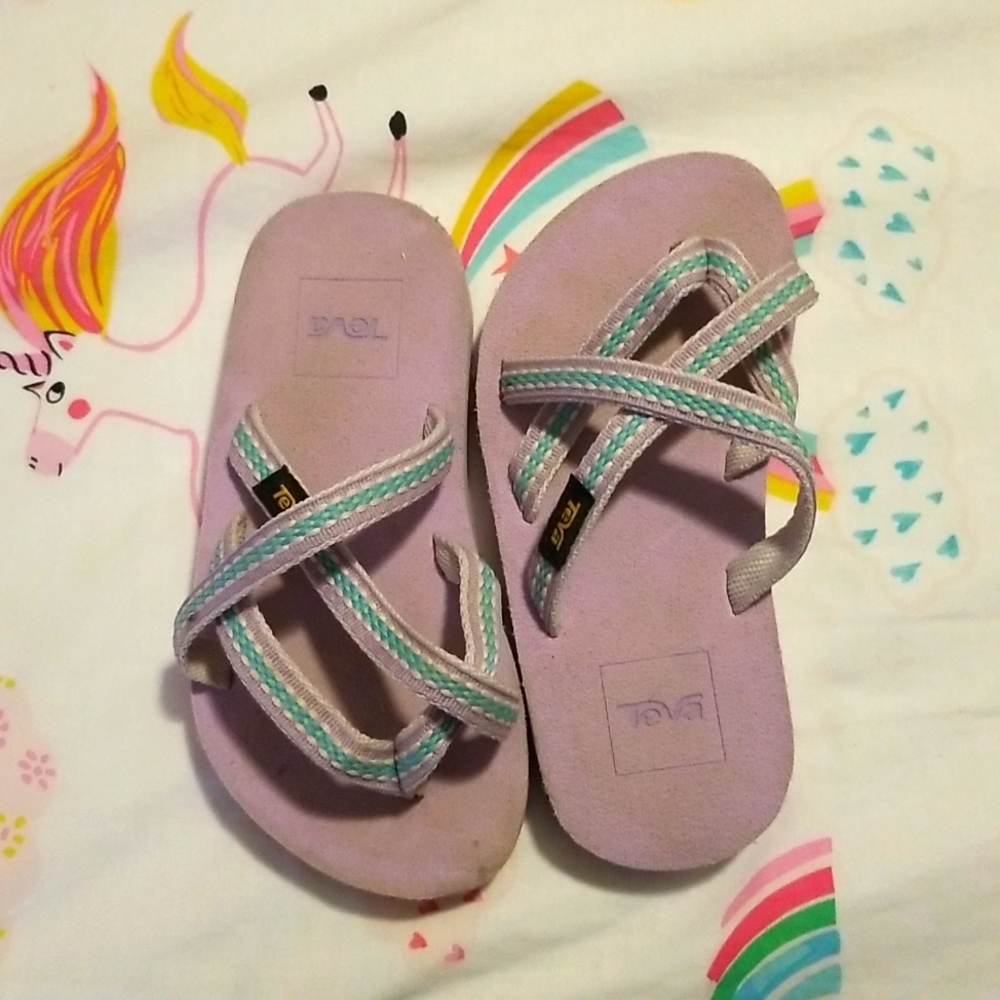 Teva girls flip flops